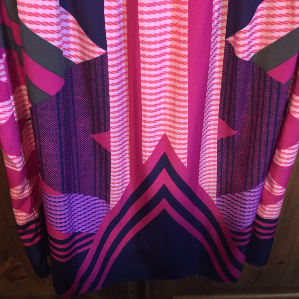 Express🔹Geometric Pattern🔹Tube Dress - Picture 4 of 10